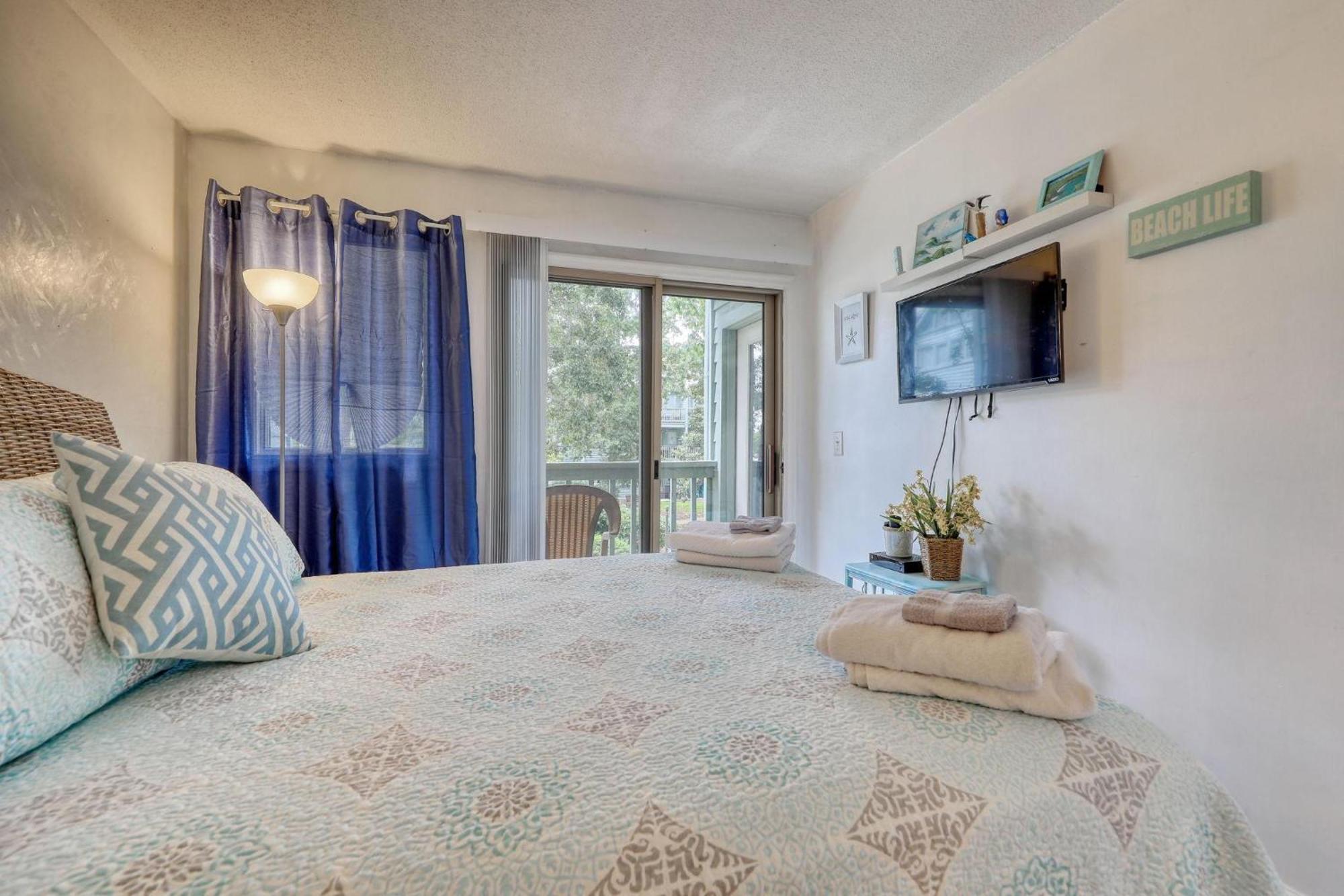 Вилла 5905 S Kings Hwy, 4203 - Ocean Walk Sleeps 4 Миртл-Бич Экстерьер фото