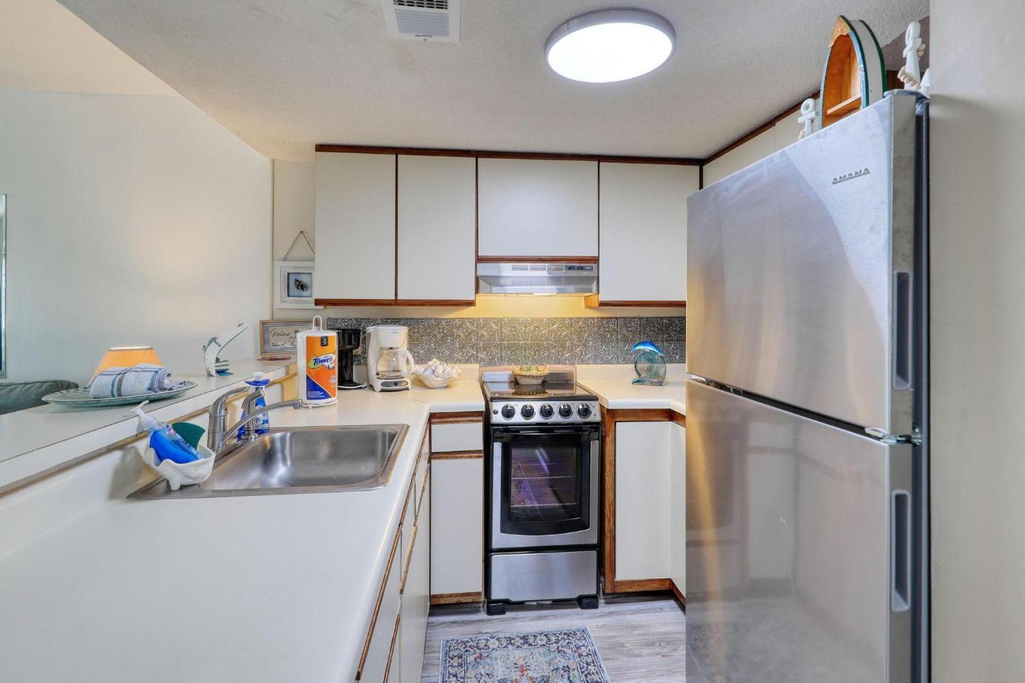 Вилла 5905 S Kings Hwy, 4203 - Ocean Walk Sleeps 4 Миртл-Бич Экстерьер фото
